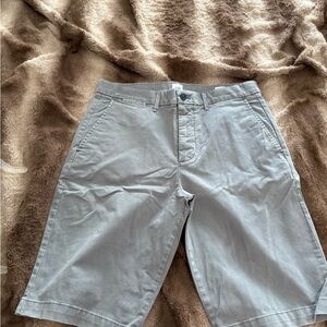 GAP Men's Light Gray Flat Front Shorts